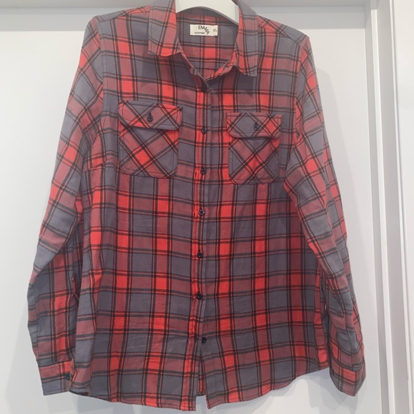 NWOT: Deep Pink & Grey XL Woman’s Flannel